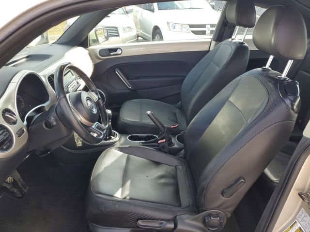Used 2012 Volkswagen Beetle 2.5 image 10