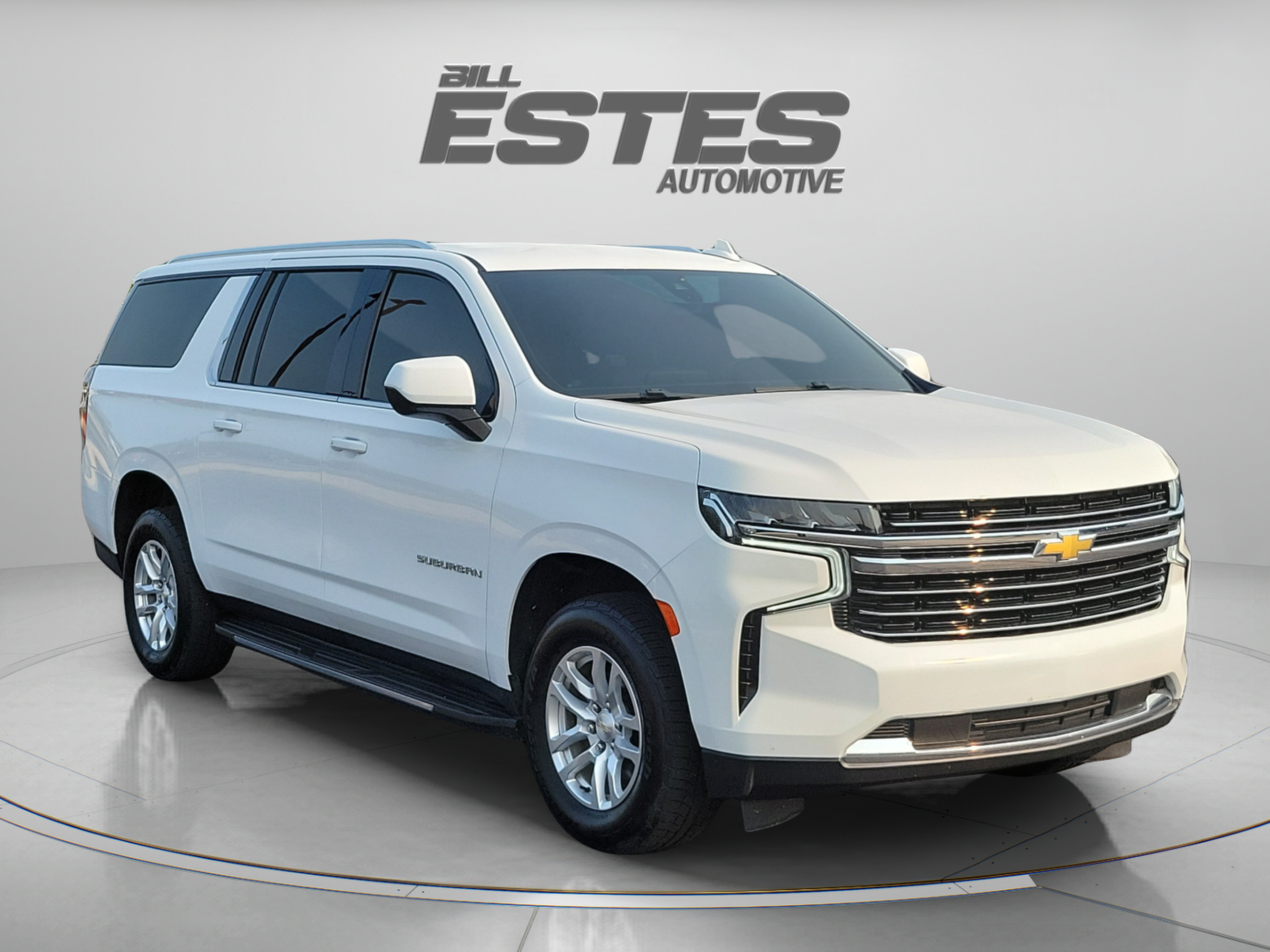 Used 2021 Chevrolet Suburban LT RWD image 5