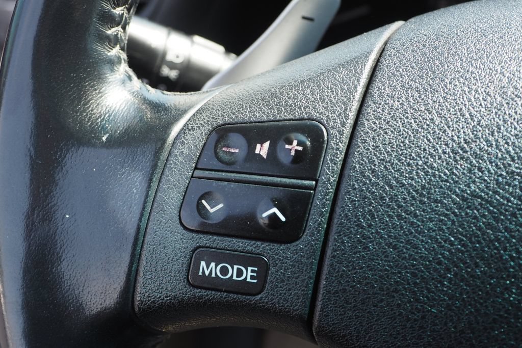 Used 2010 Lexus IS 250C RWD image 25