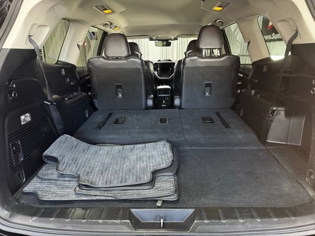 Used 2023 Subaru Ascent Limited AWD/4WD image 9