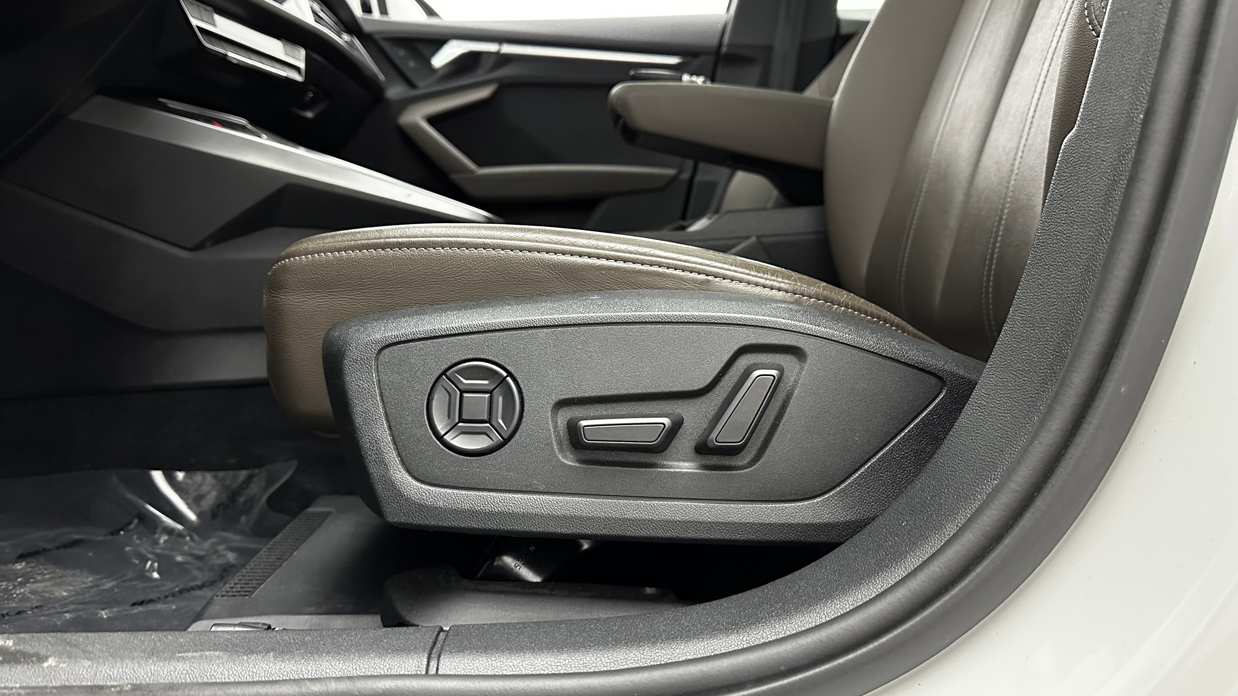 Used 2023 Audi A3 2.0T Premium image 15