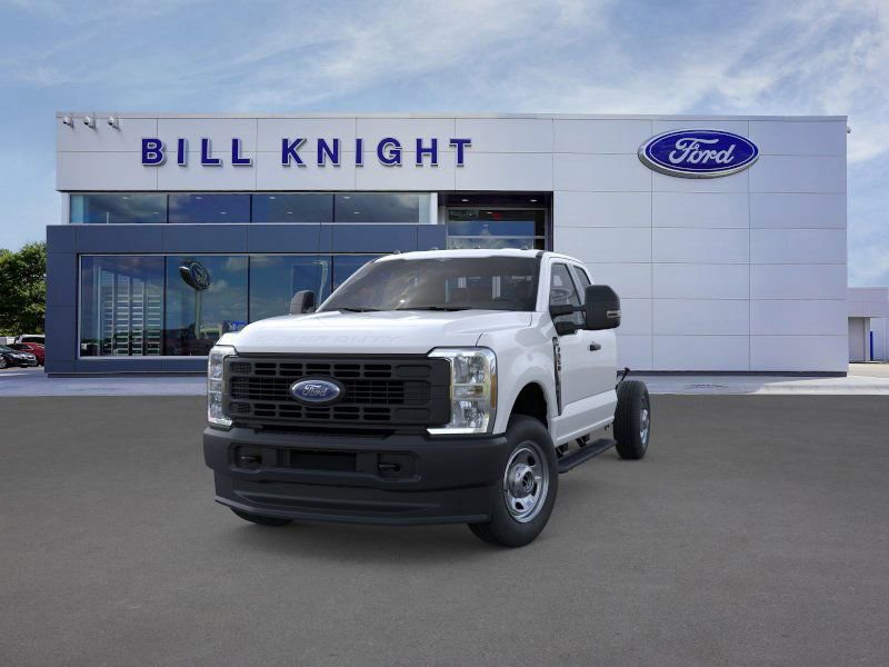 New 2026 Ford F350 XL image 2