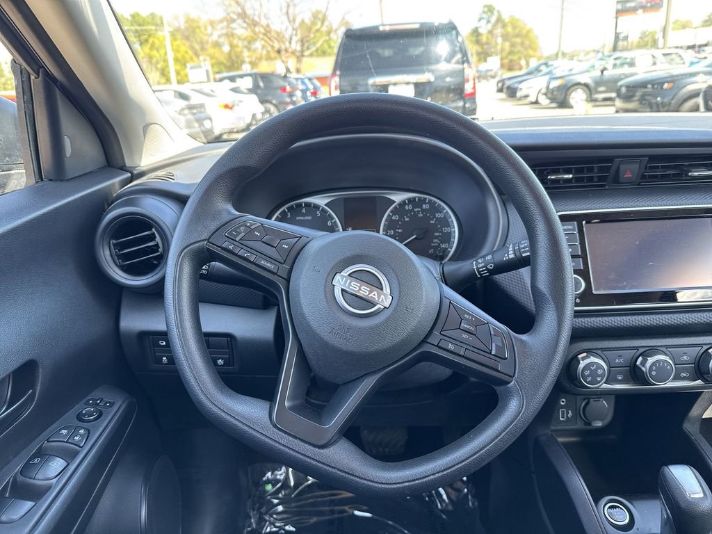 Used 2023 Nissan Kicks S image 13