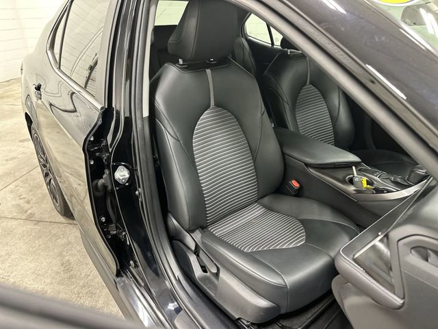 Used 2023 Toyota Camry SE FWD image 24