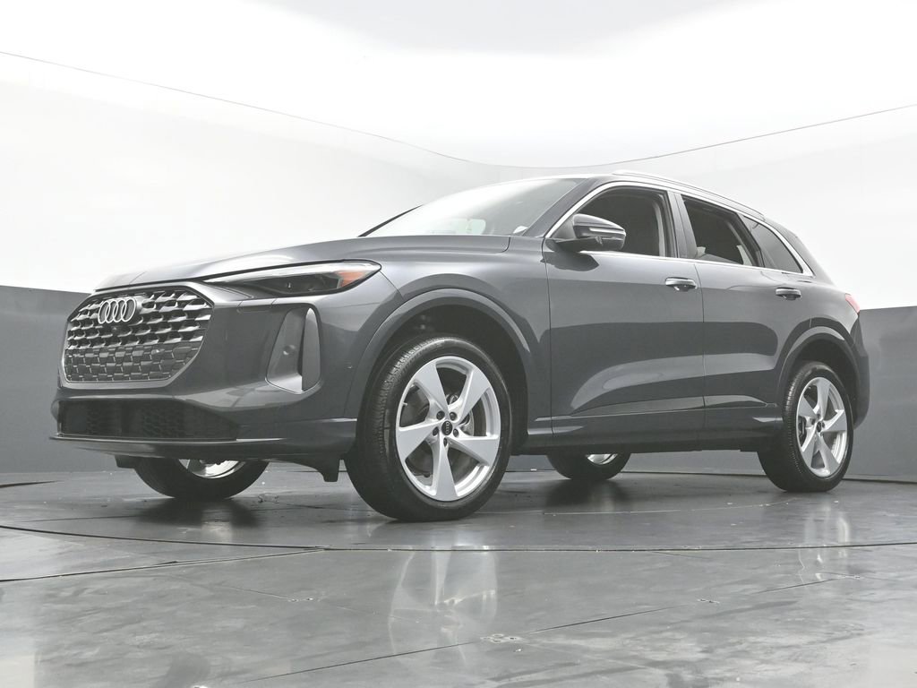 Used 2025 Audi Q5 Premium Plus w/ Premium Plus AWD/4WD image 49