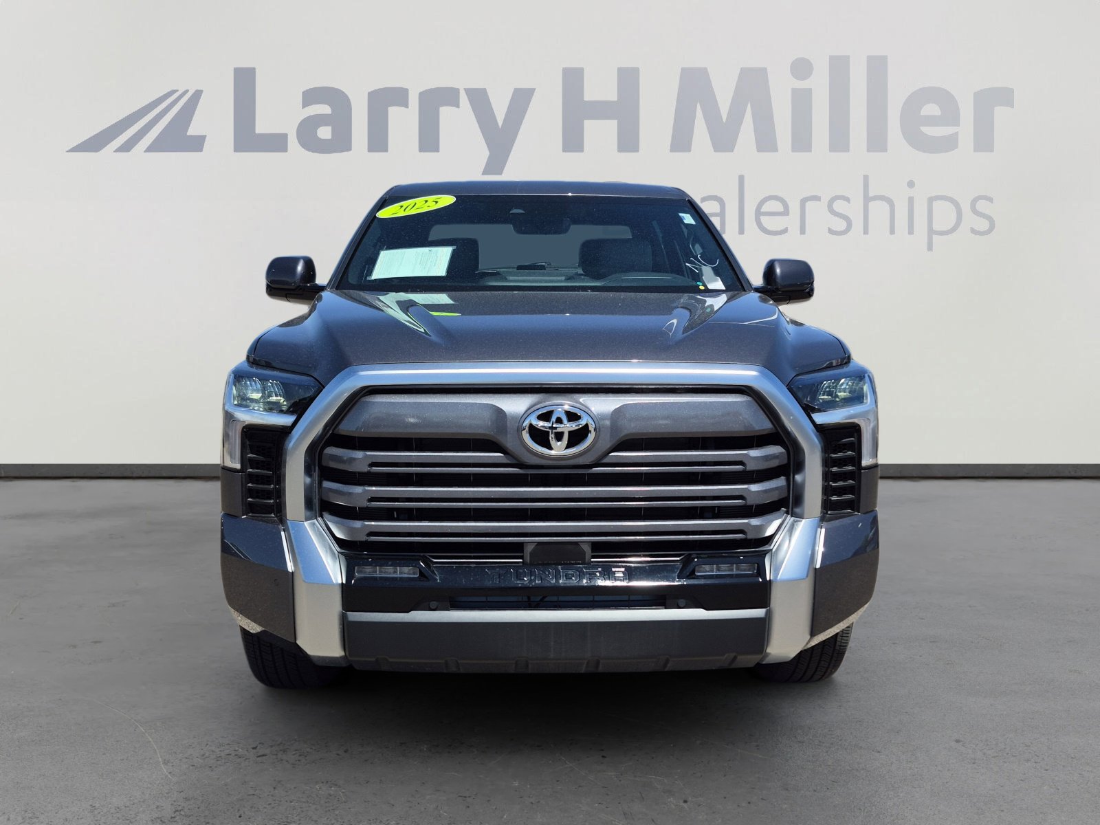 Used 2025 Toyota Tundra Limited image 7
