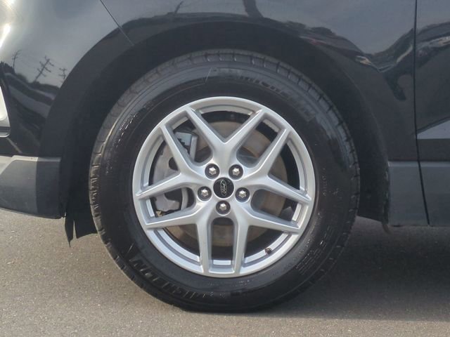 Used 2024 Ford Edge SEL image 17