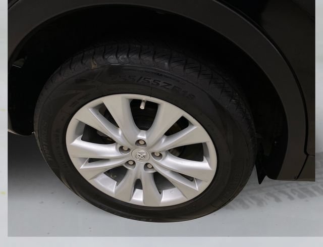 Used 2015 Toyota RAV4 Limited AWD/4WD image 18
