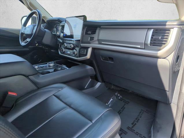 Used 2024 Ford Expedition Max XLT image 26