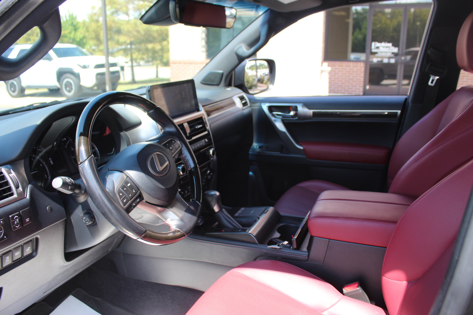 Used 2022 Lexus GX 460 Premium w/ Premium Plus Package AWD/4WD image 13