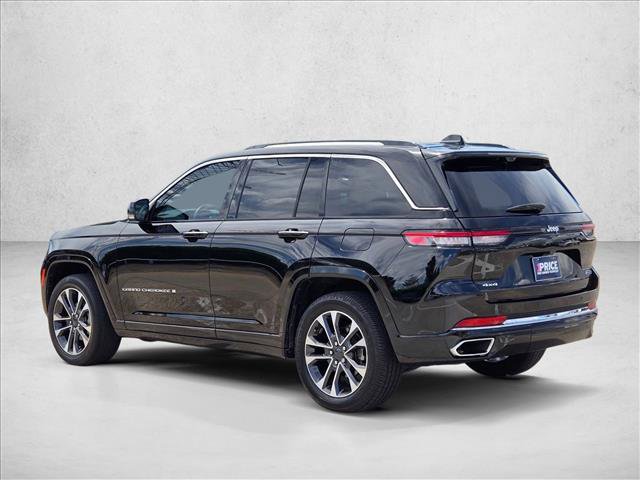 Used 2022 Jeep Grand Cherokee Overland w/ Luxury Tech Group IV AWD/4WD image 7