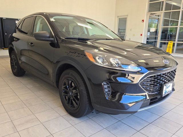 Used 2022 Ford Escape SE AWD/4WD image 3