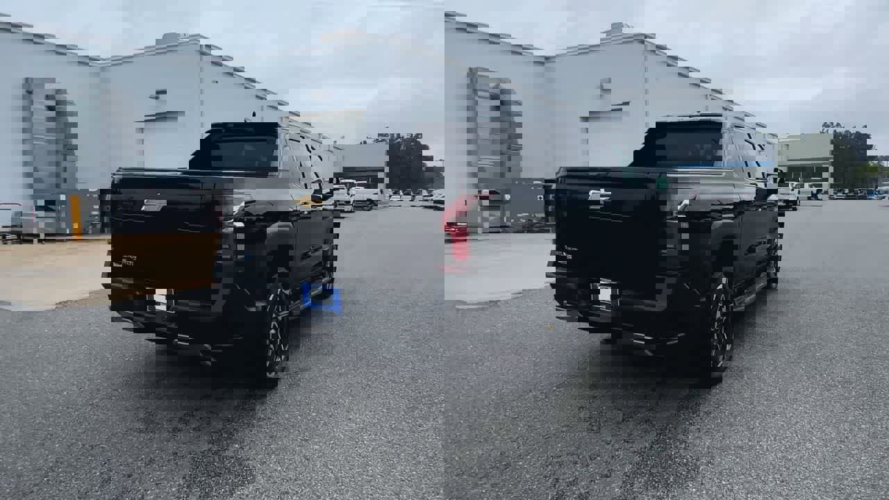 New 2026 Chevrolet Silverado EV LT image 8