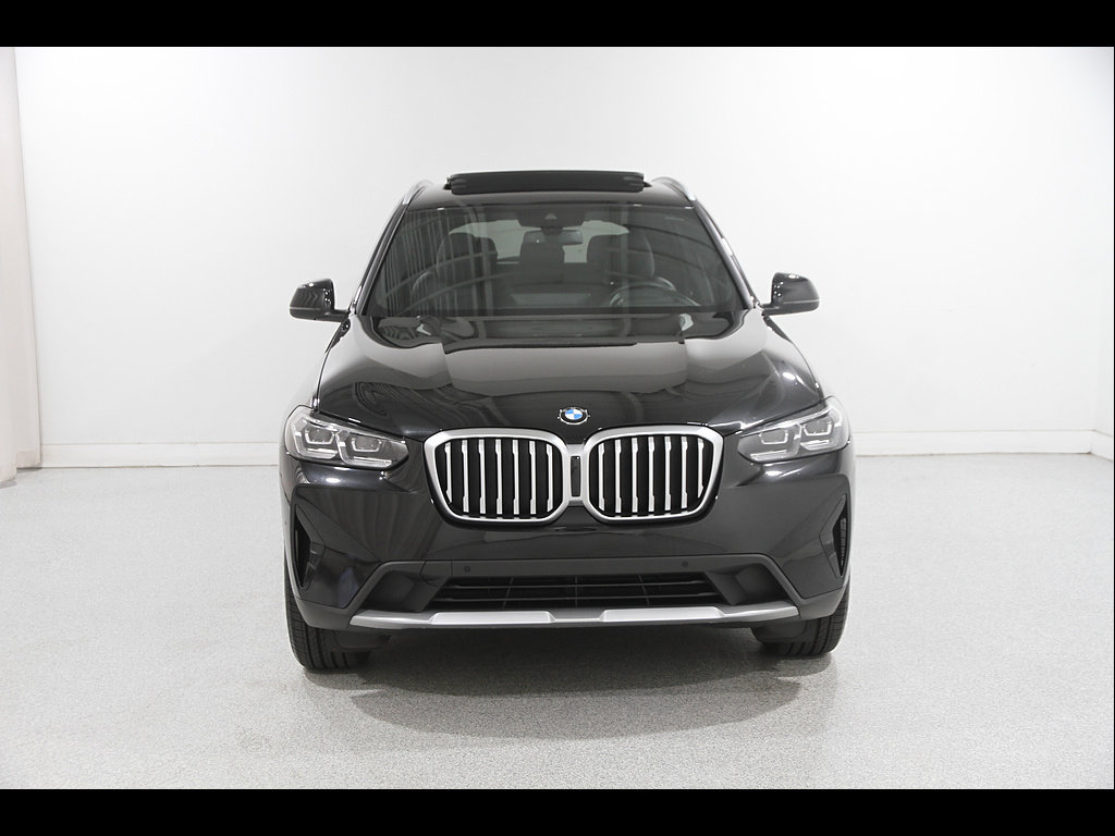 Used 2023 BMW X3 xDrive30i w/ Premium Package AWD/4WD image 2