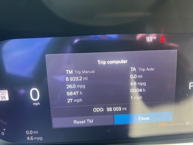 Used 2023 Volvo XC60 B5 Plus w/ Protection Package Premier image 10