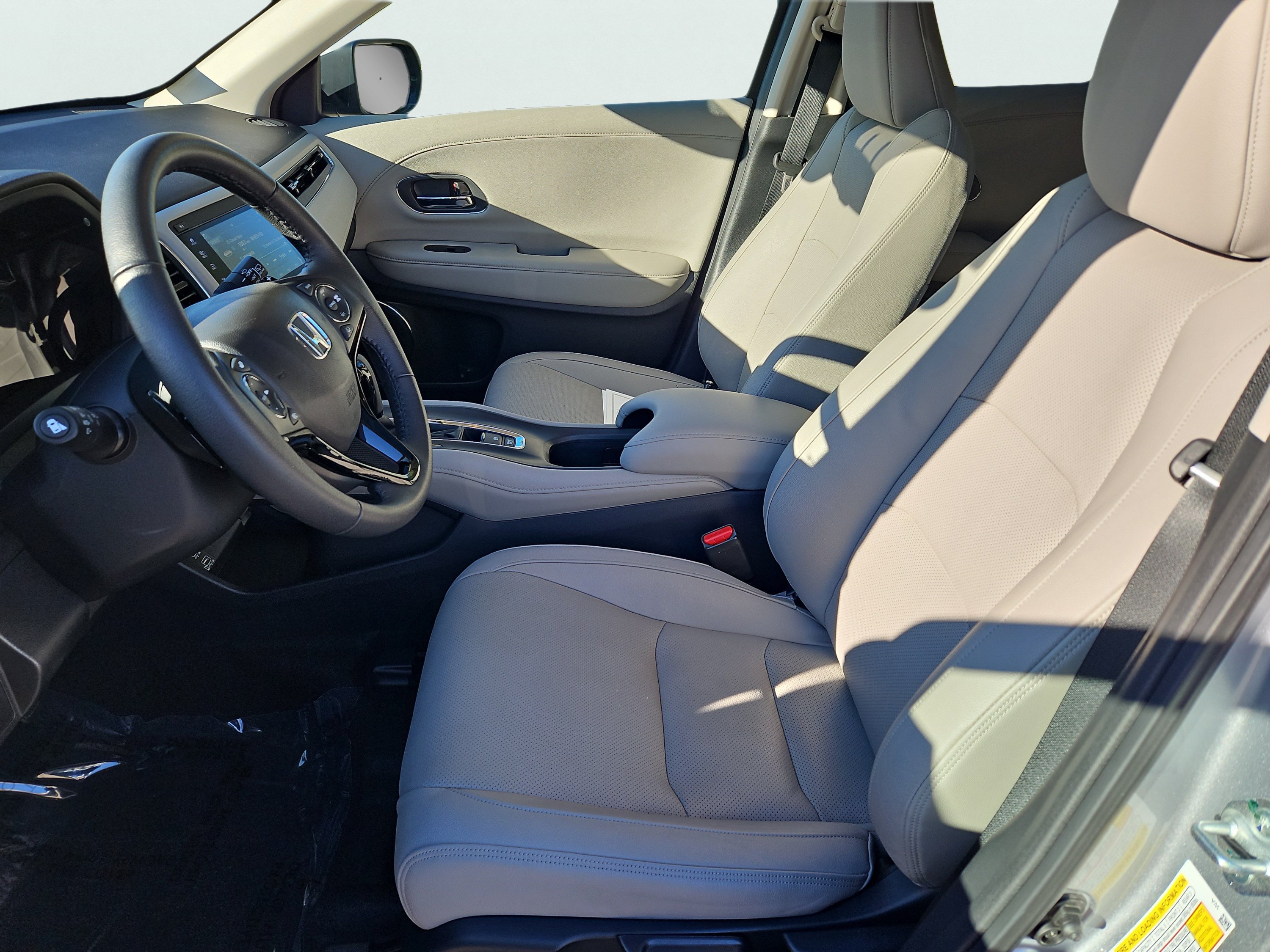 Certified 2022 Honda HR-V EX-L image 28