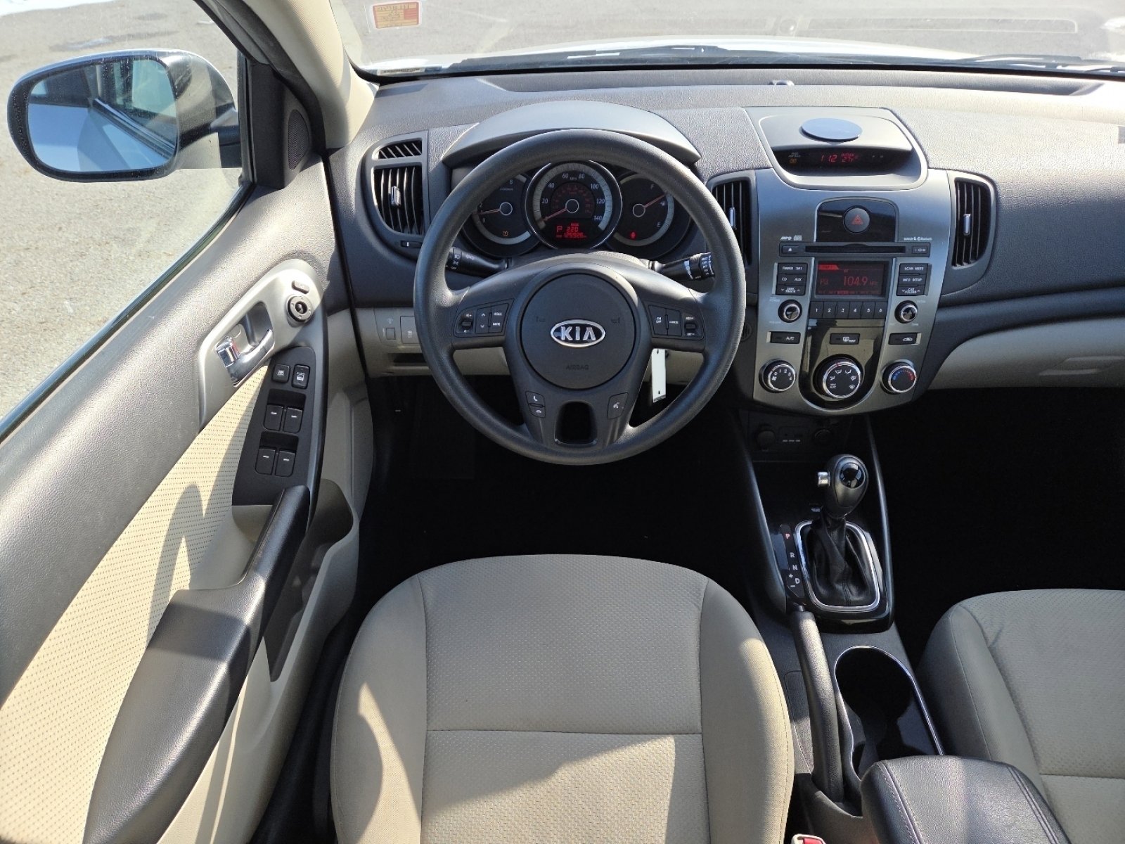 Used 2013 Kia Forte EX image 21