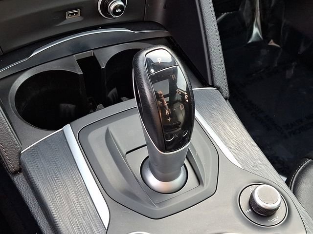 Used 2019 Alfa Romeo Stelvio Sprint w/ Nero Edizione image 19