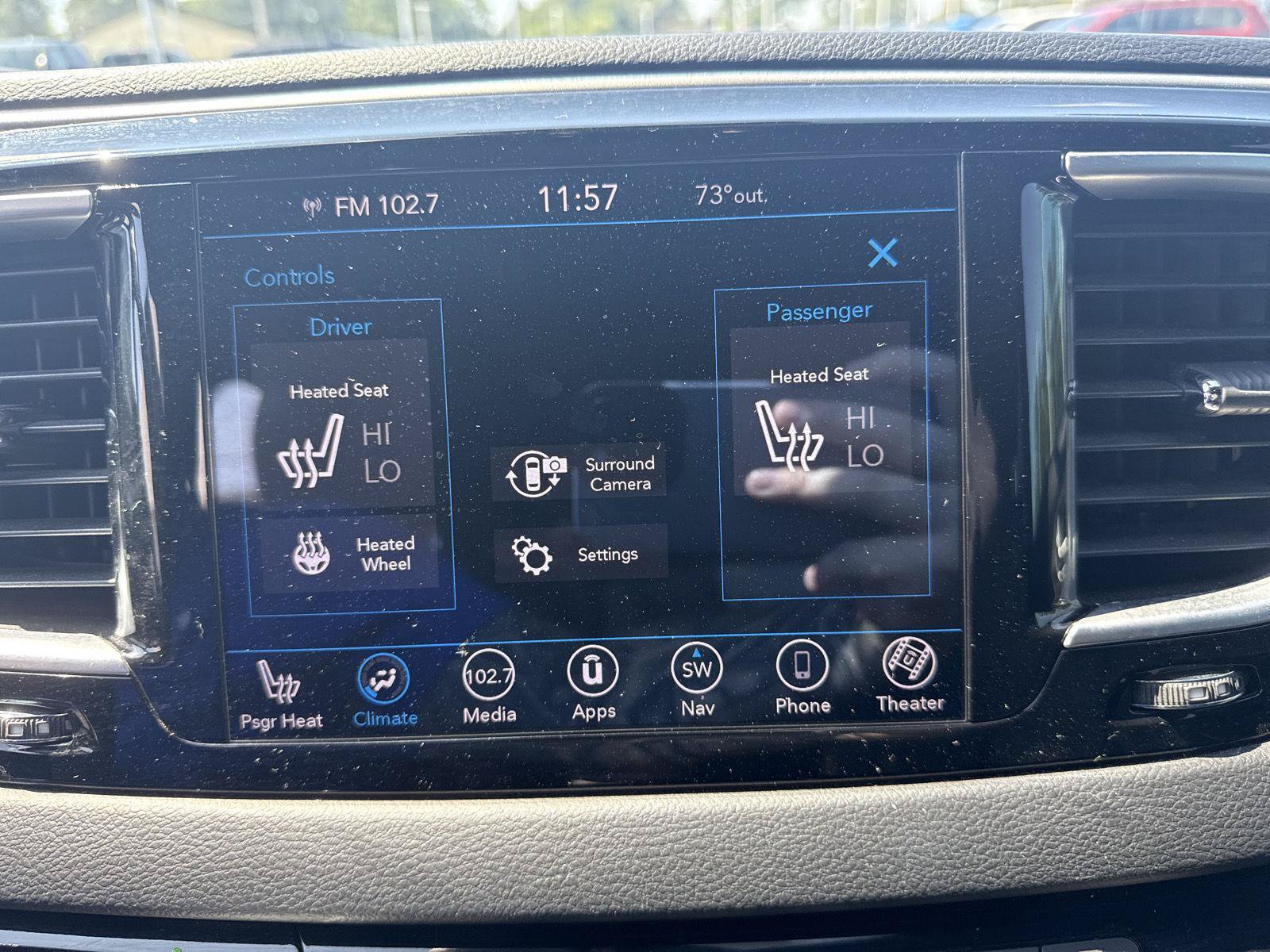 Used 2019 Chrysler Pacifica Touring-L Plus w/ Advanced Safetytec Group FWD image 16