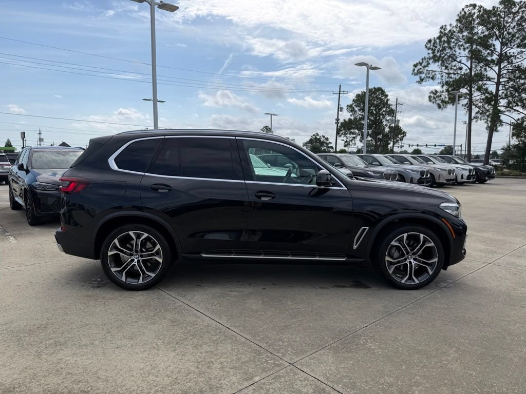 Certified 2023 BMW X5 sDrive40i w/ Luxury Seating Package RWD image 4