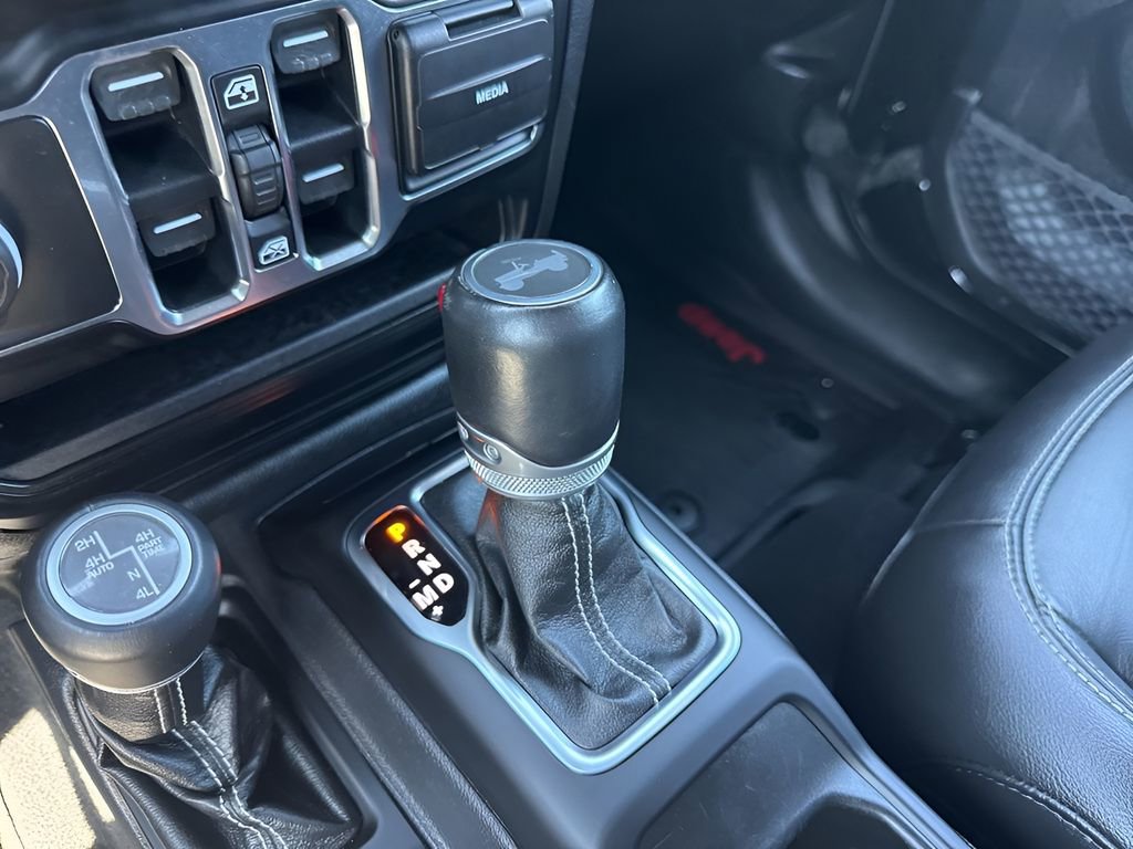 Used 2021 Jeep Wrangler Unlimited Sahara w/ Cold Weather Group image 15