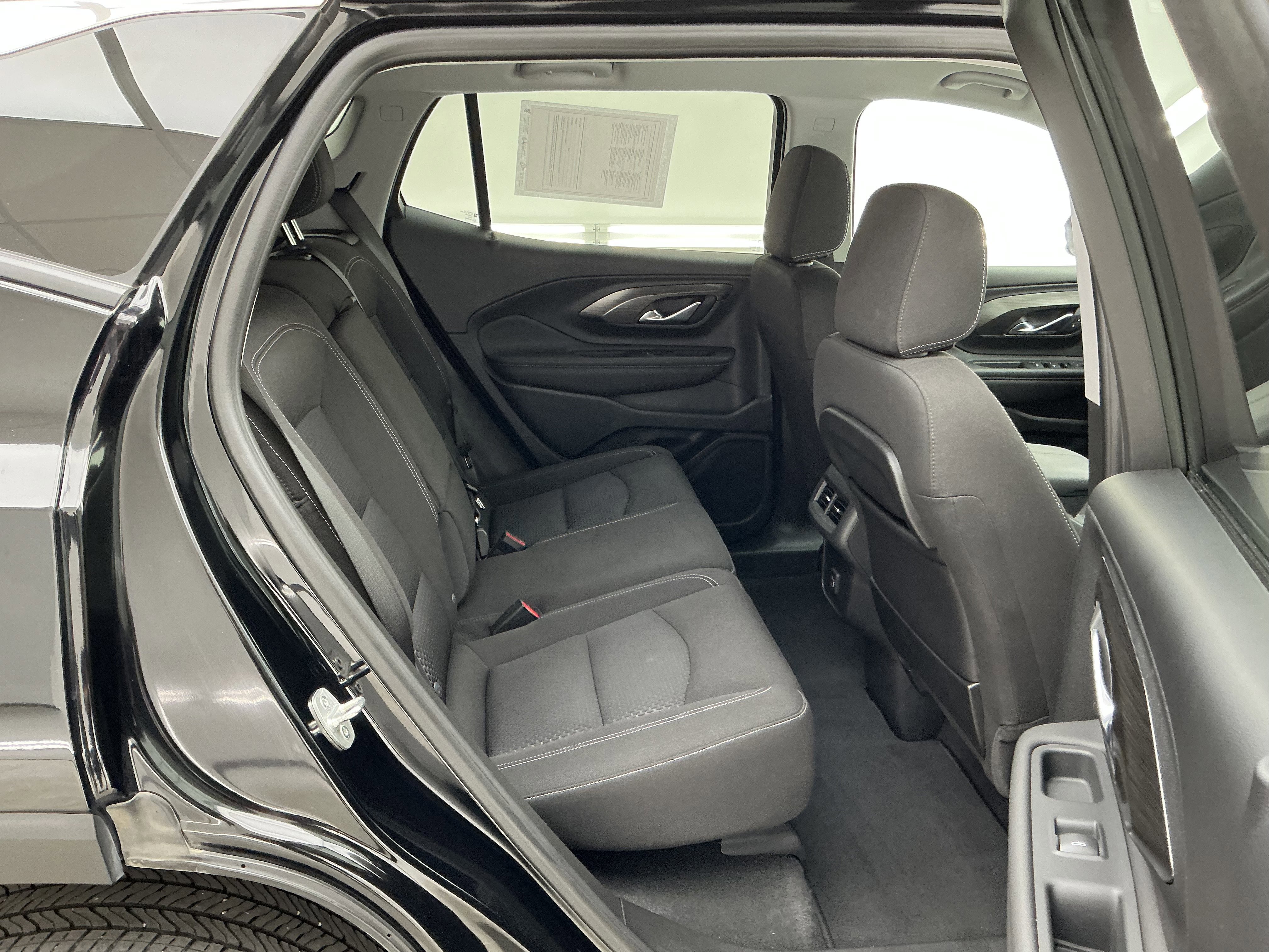 Used 2022 GMC Terrain SLE w/ Driver Convenience Package image 23