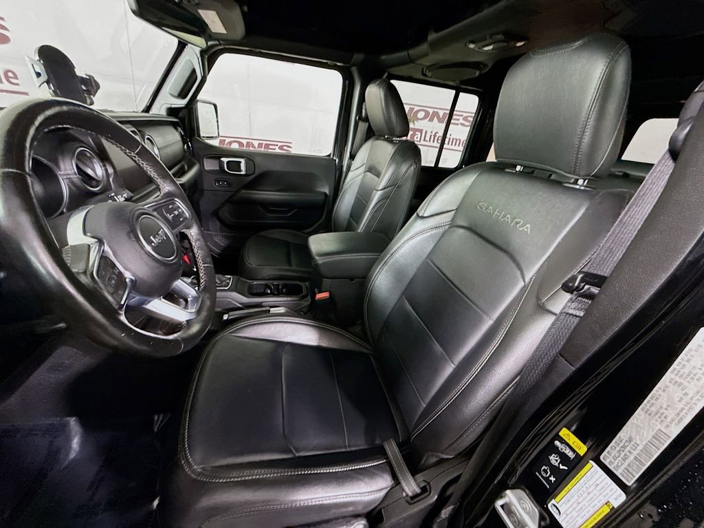 Used 2022 Jeep Wrangler Unlimited Sahara w/ Cold Weather Group image 26