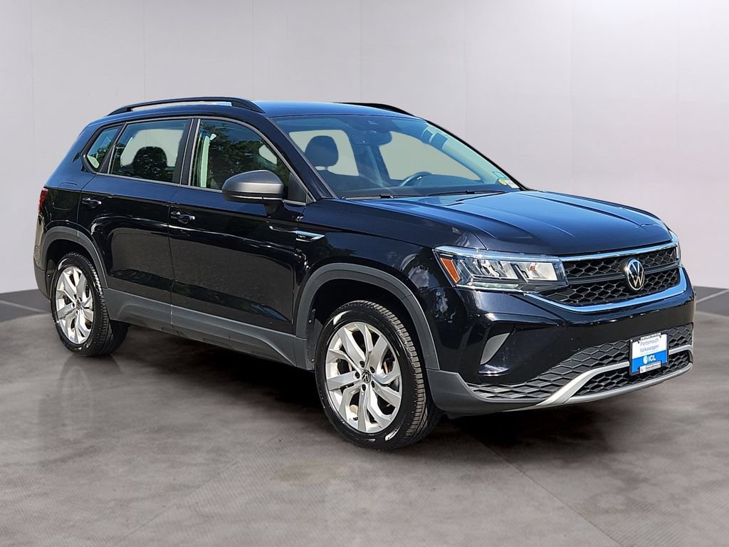 Used 2023 Volkswagen Taos S w/ Driver Assistance Package AWD/4WD image 3