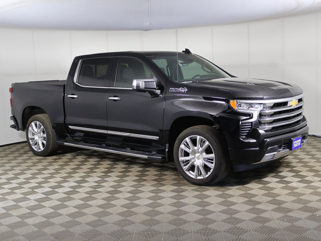 Used 2024 Chevrolet Silverado 1500 High Country w/ High Country Premium Package AWD/4WD image 54