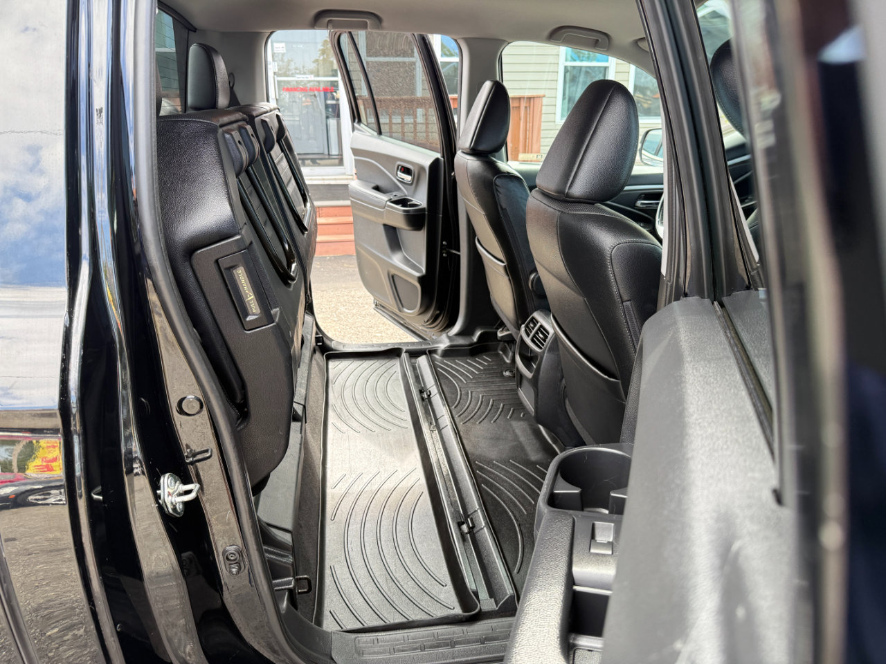 Used 2018 Honda Ridgeline RTL-T image 40