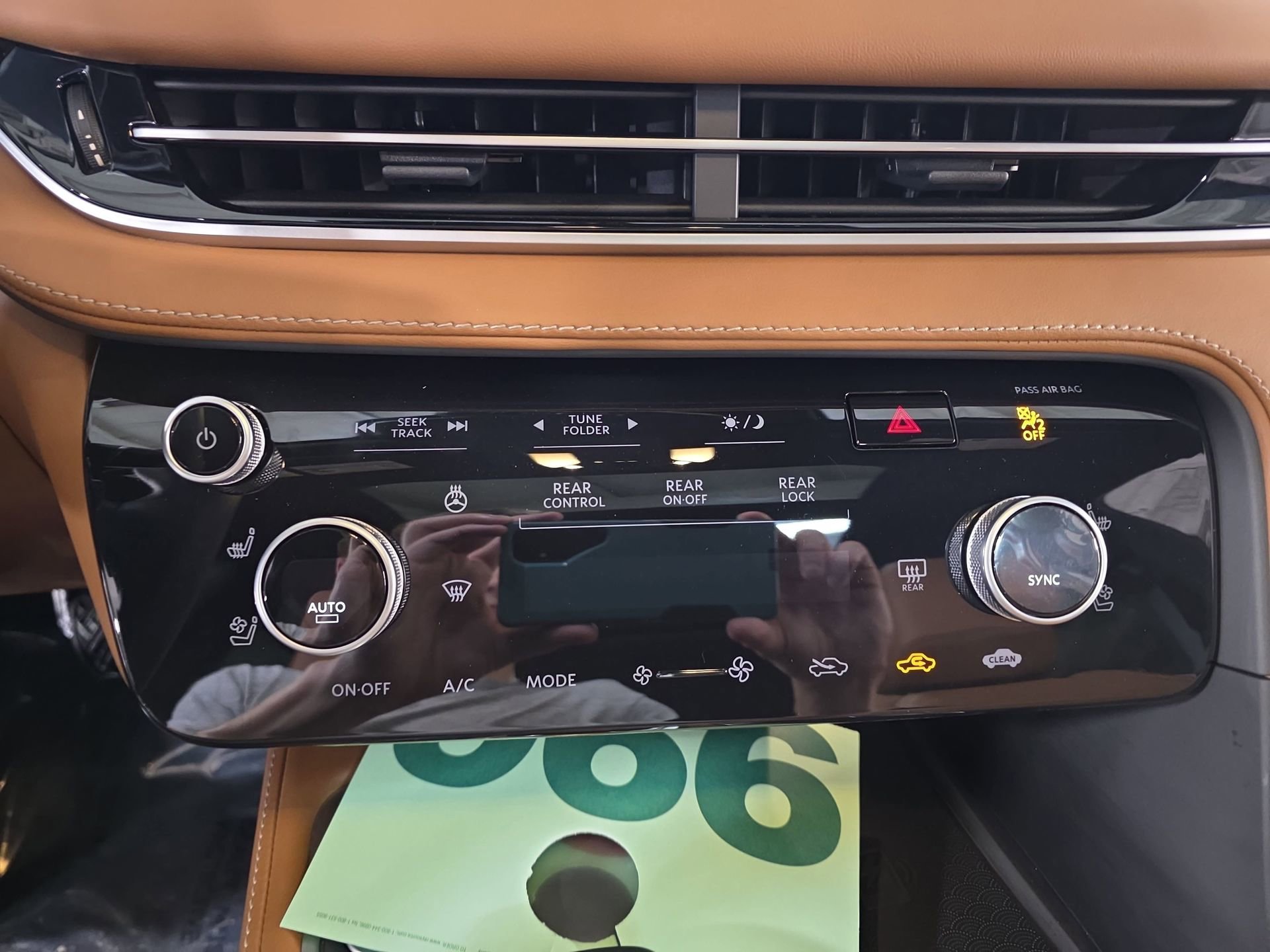 Used 2025 INFINITI QX60 Autograph w/ Cargo Package AWD/4WD image 24