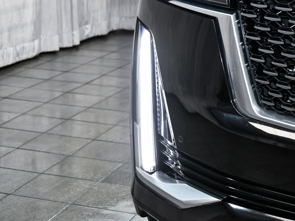 Used 2023 Cadillac Escalade Premium Luxury AWD/4WD image 79