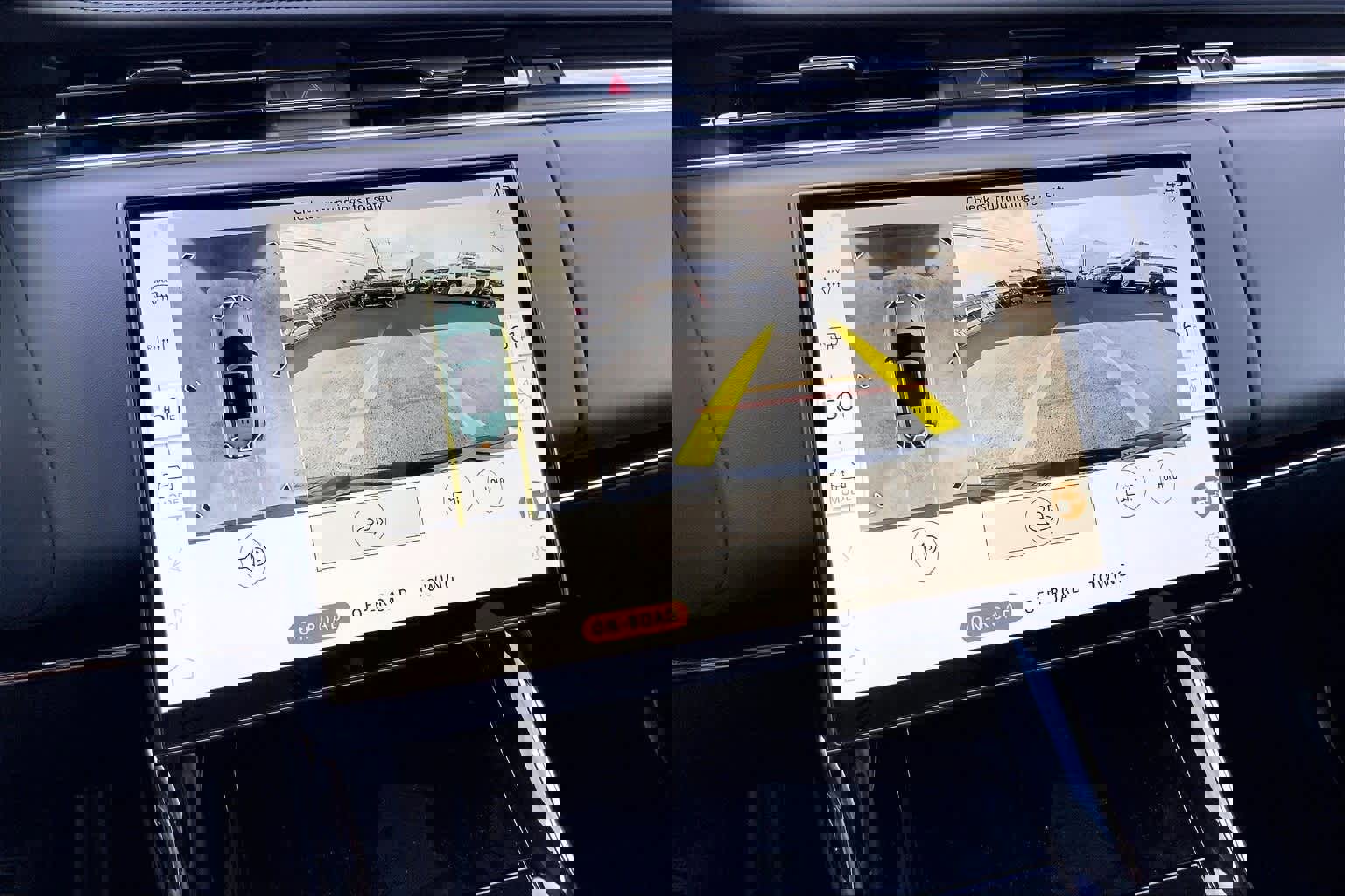 Used 2025 Land Rover Range Rover Sport Dynamic SE image 26