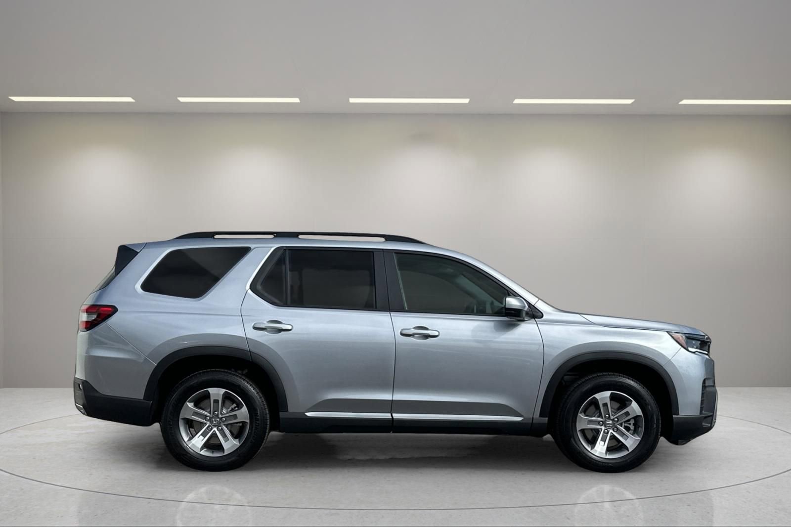 New 2026 Honda Pilot EX-L image 2