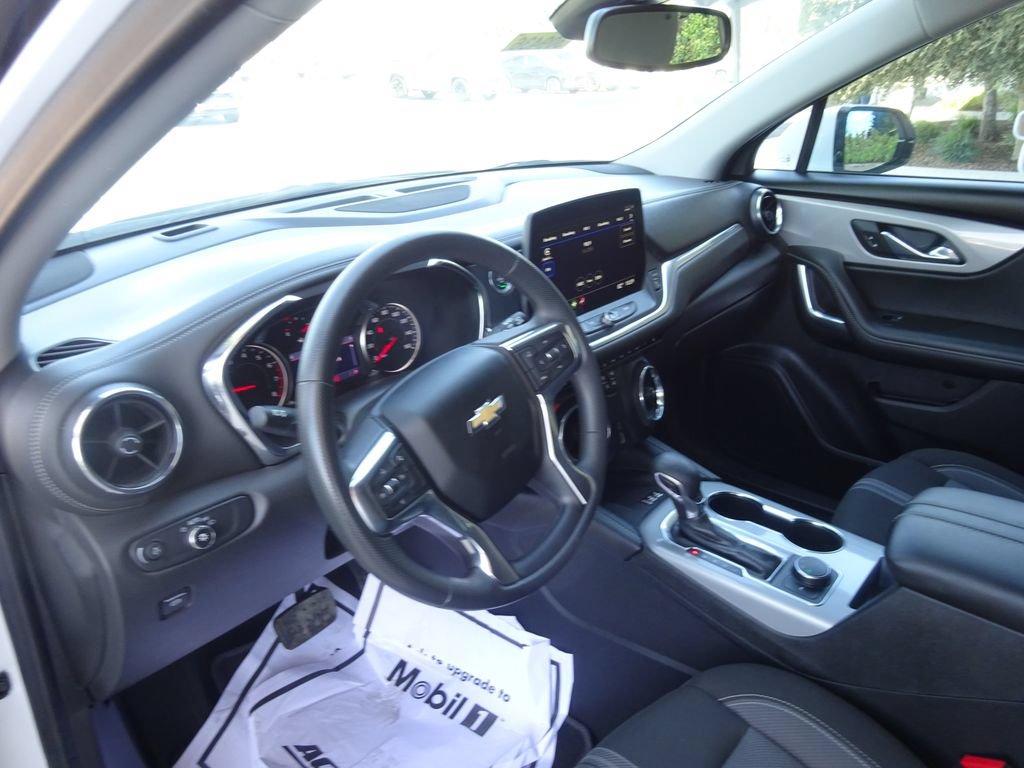 Certified 2023 Chevrolet Blazer LT w/ Convenience Package FWD image 11