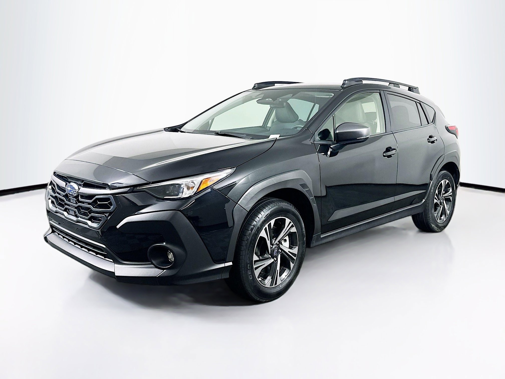 Used 2024 Subaru Crosstrek 2.0i Premium image 3