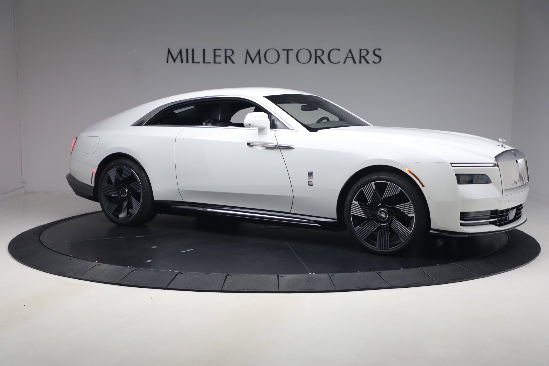 Certified 2026 Rolls-Royce Spectre AWD/4WD image 6