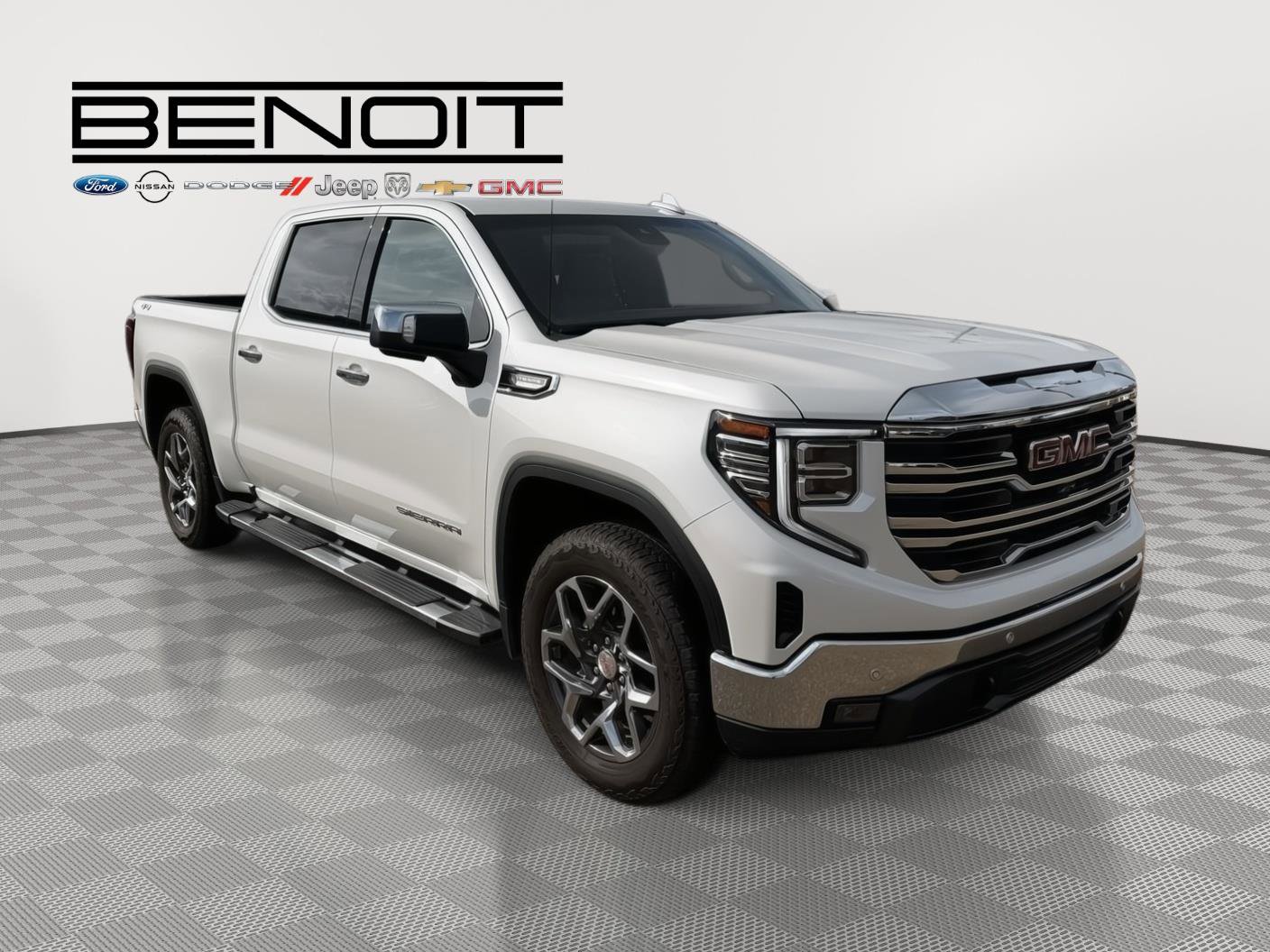 Used 2025 GMC Sierra 1500 SLT image 7