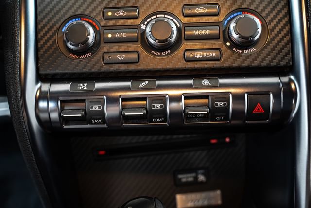 Used 2014 Nissan GT-R Black Edition AWD/4WD image 29