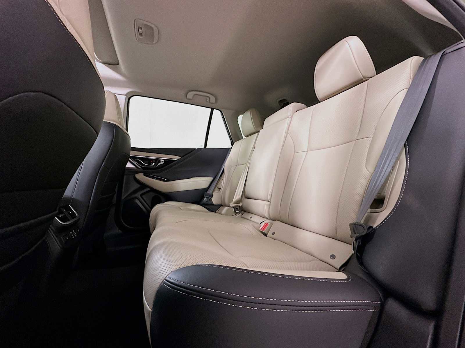 Certified 2025 Subaru Outback Limited AWD/4WD image 23