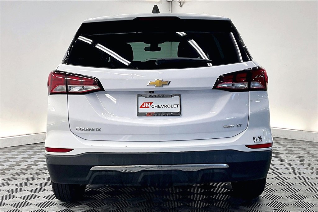 Used 2022 Chevrolet Equinox LT image 3