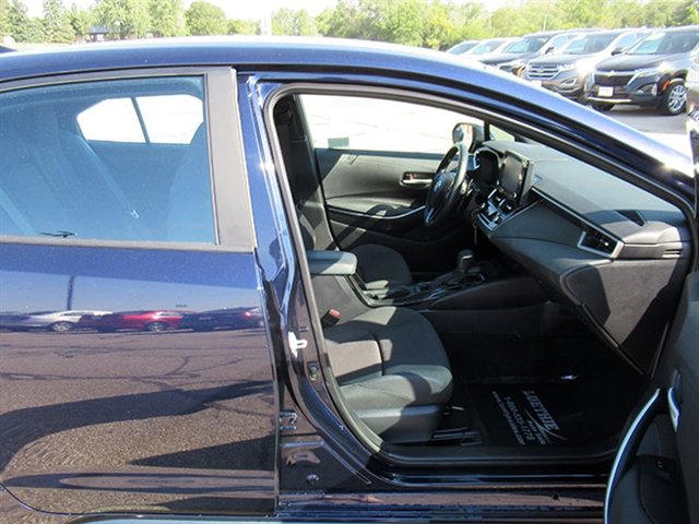 Used 2022 Toyota Corolla SE image 13
