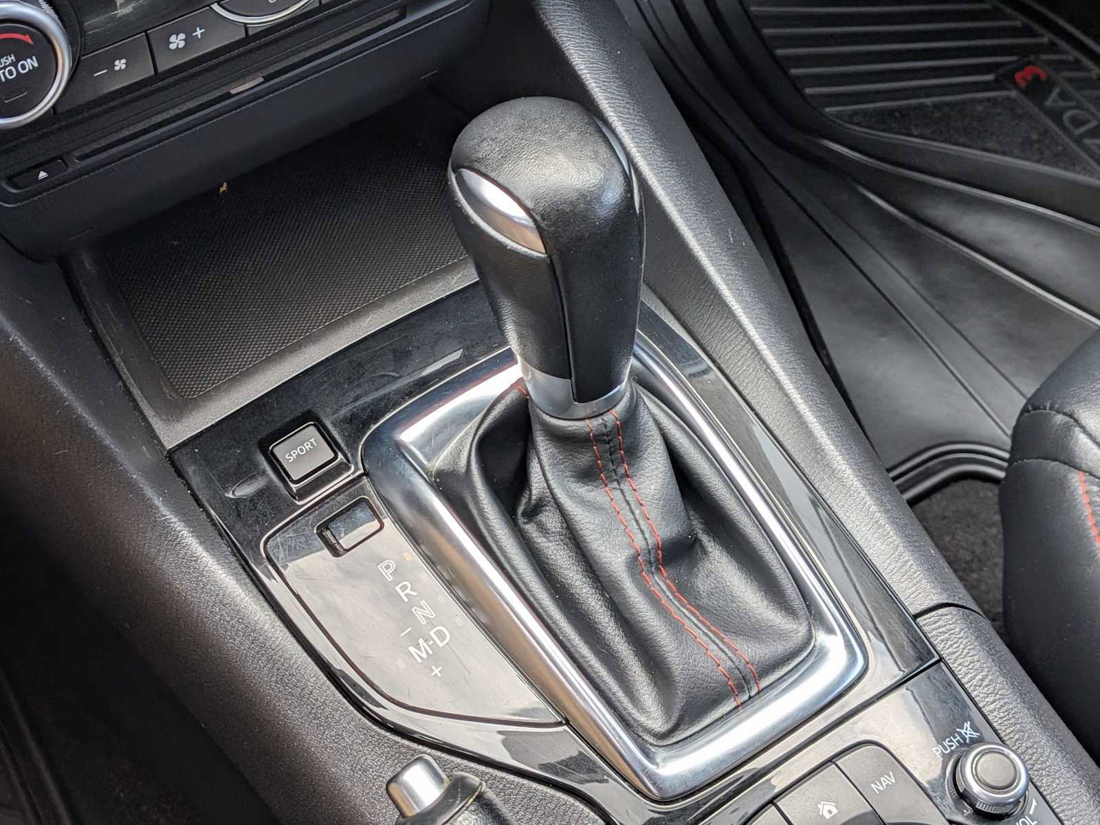 Used 2014 MAZDA MAZDA3 s Touring FWD image 24