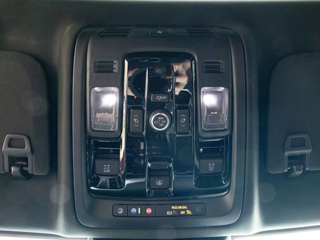 Used 2025 Cadillac Escalade Premium Luxury w/ Touring Package image 44