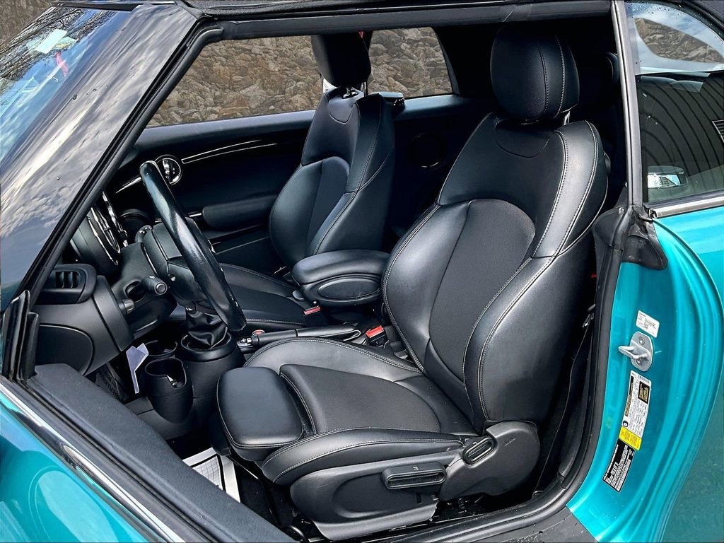 Used 2018 MINI Cooper S image 22