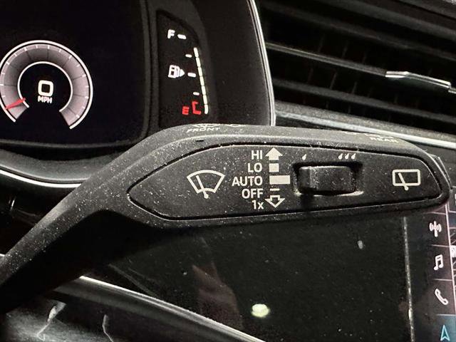 Used 2019 Audi Q8 Premium w/ Convenience Package AWD/4WD image 23