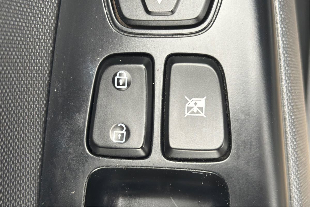 Used 2020 Hyundai Veloster Turbo R-Spec image 35