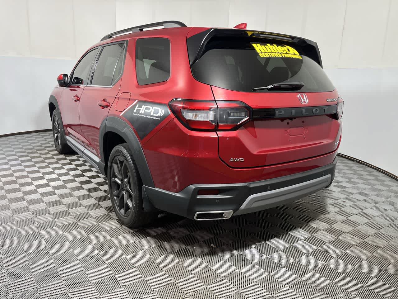 Used 2023 Honda Pilot Touring image 6