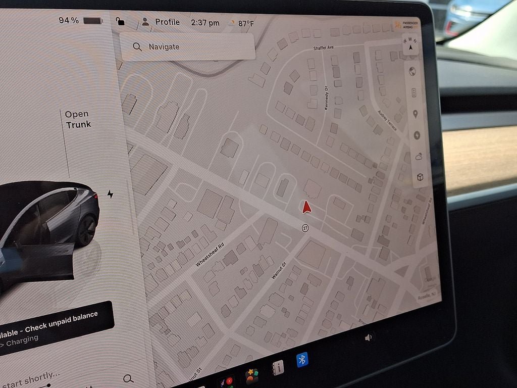 Used 2023 Tesla Model 3 Standard Range RWD image 16