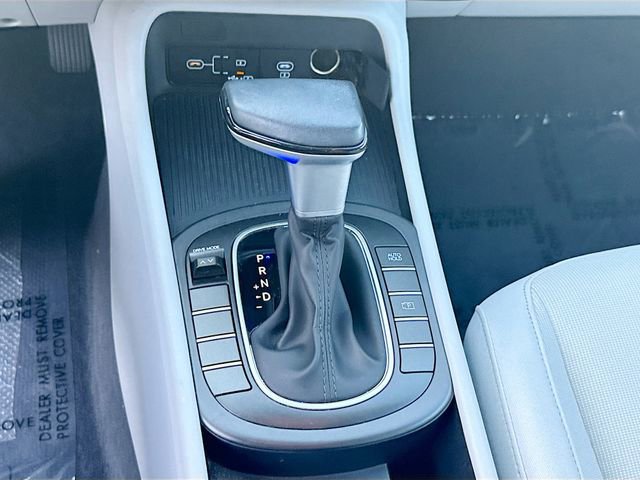 Used 2024 Hyundai Kona SEL image 16